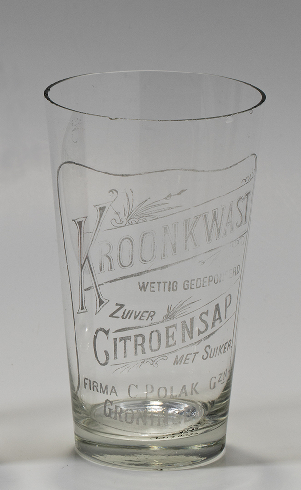 Drinkglas "Kroonkwast Citroensap C.Polak Groningen"